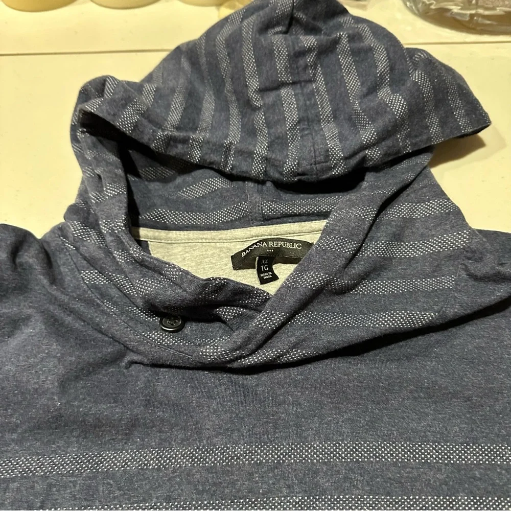 Gap Men’s Lightweight Hooded Sweatshirt - Size XL - Picture 3 of 7